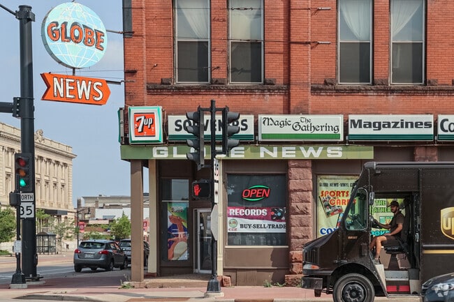 Downtown Superior conveniences aren't far from Billings Park.