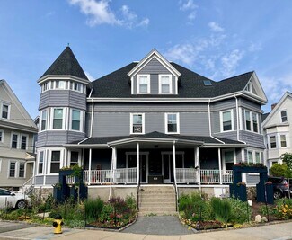 342 Crescent St Unit 342-1, Waltham, MA 02453