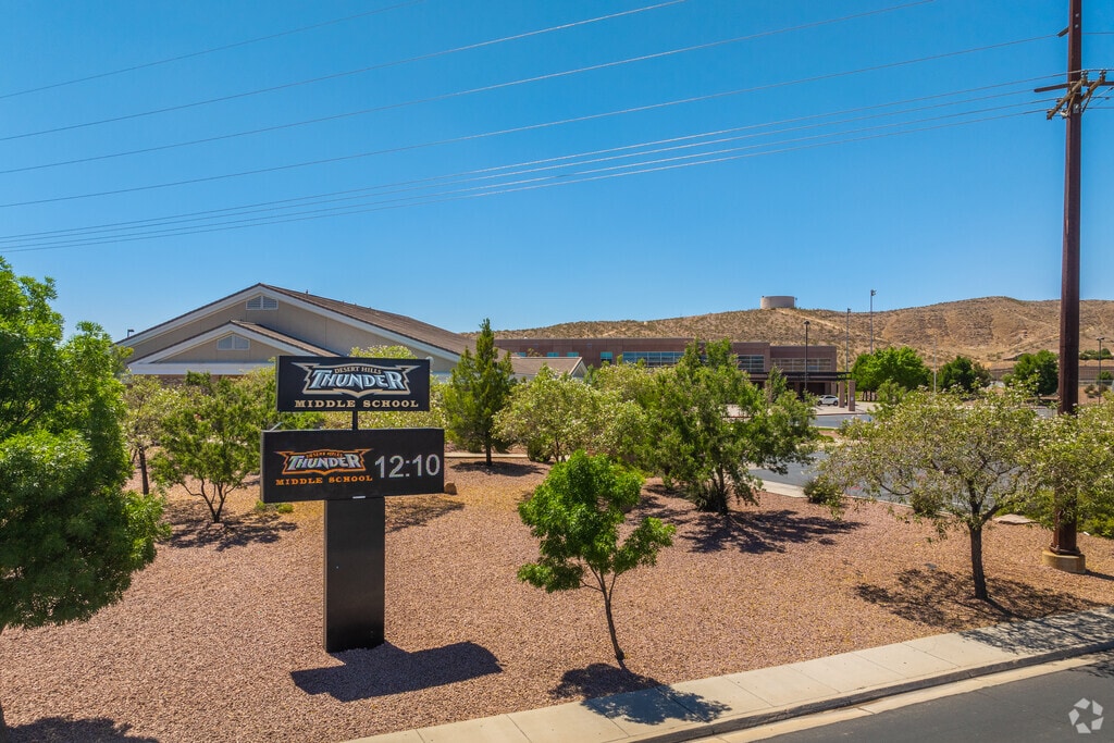 Desert Hills Middle School 1