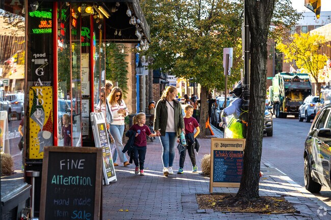 Looking for a good time with the kids? Bring them to Annapolis for endless fun.