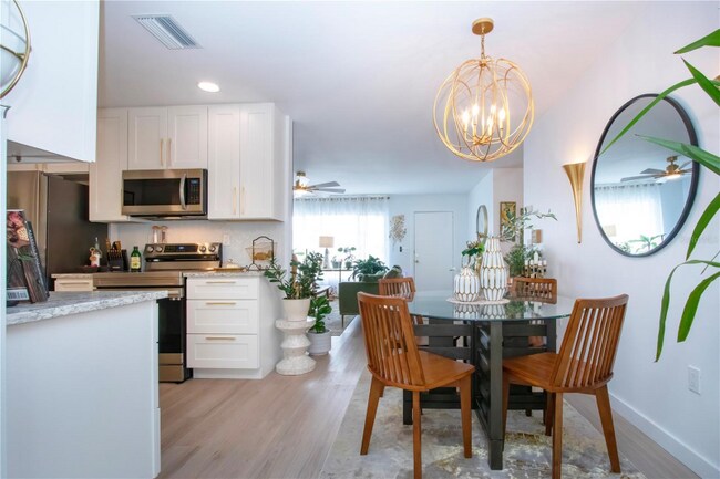 3906 Chinaberry Rd, Bradenton, FL 34208 - photo 7