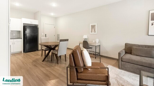 645 N Front St unit 466, Memphis, TN 38107 - photo 4