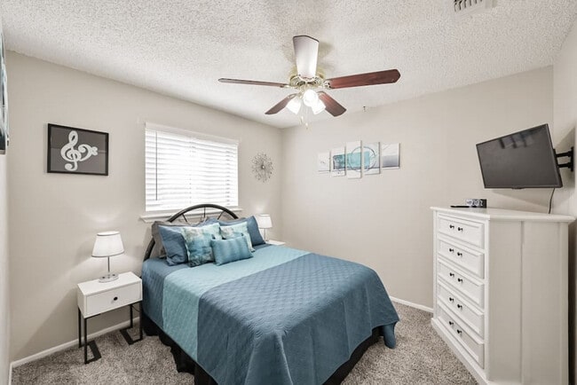 1712 Meadowlane Terrace unit ID1301585P, Fort Worth, TX 76112 - photo 6