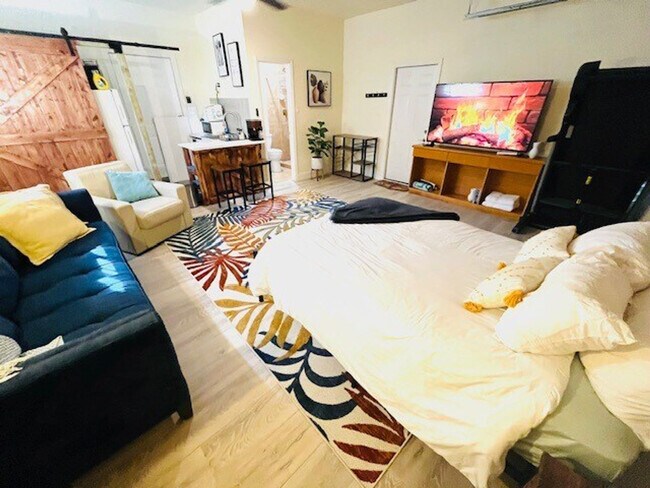 507 NE 34th St unit ID1231716P, Oakland Park, FL 33334 - photo 6