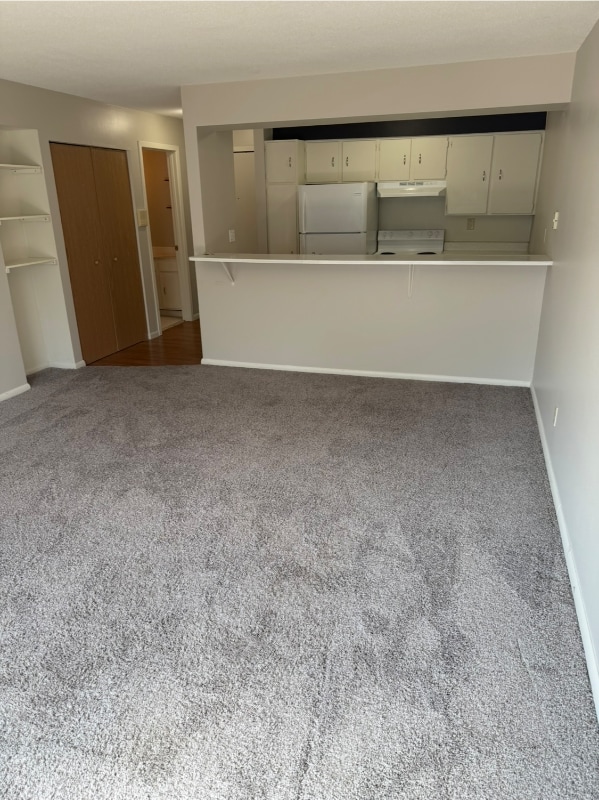 18 Walnut St, Farmington, MN 55024