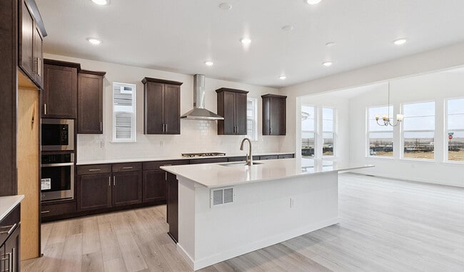 2144 S Ider Way, Aurora, CO 80018 - photo 3