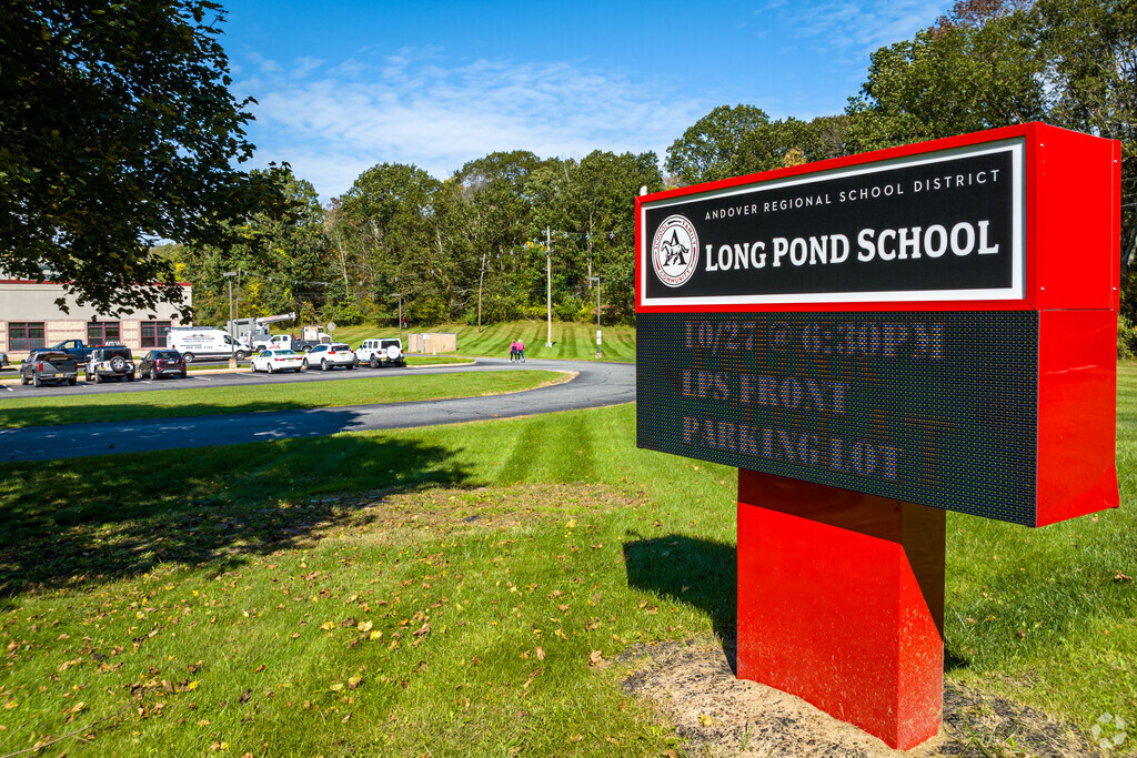 Long Pond School is a public elementary & middle school located in Andover Township, NJ.