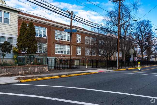 The Carteret School is a school located is a public school located in Bloomfield, NJ.