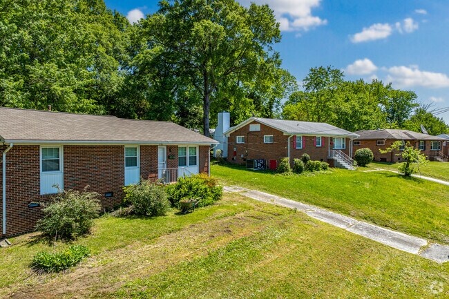 Benbow Park offers friendly neighborhood communities.