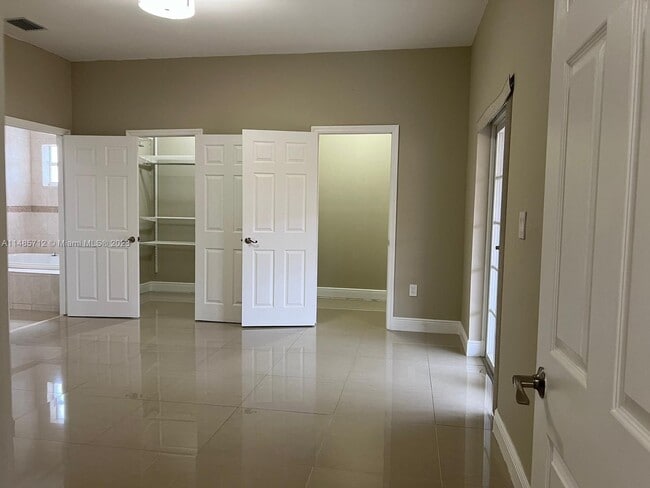 620 NW 60th Ave, Miami, FL 33126 - photo 4