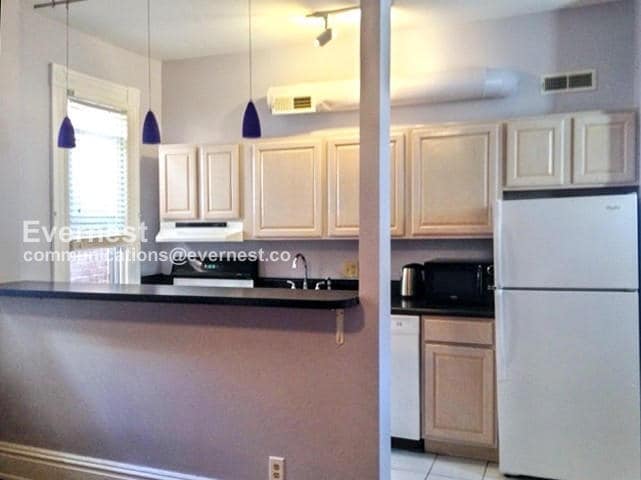 1605 Grove Ave unit 4, Richmond, VA 23220 - photo 2