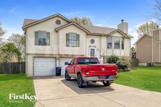 503 Woodson Ln, Greenwood, MO 64034