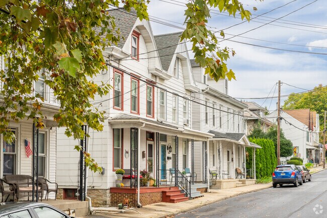 Rowhomes are available closer to the city parts of South Lebanon for the busier life.