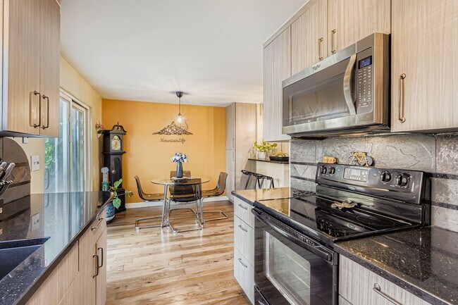 382 Gladiola St, Golden, CO 80401 - photo 7