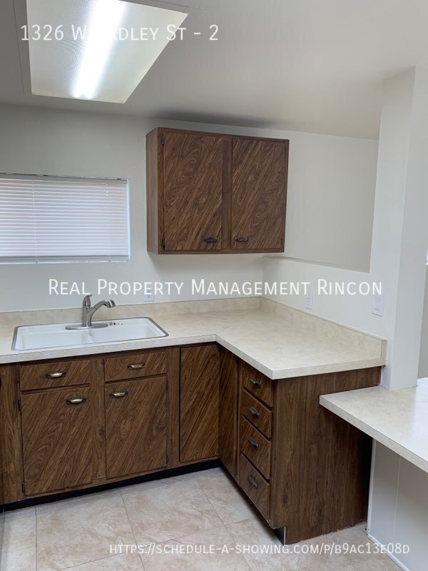 1326 W Hadley St unit 2, Tucson, AZ 85705 - photo 6