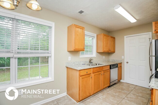 207 Johnny Ln, Dallas, GA 30132 - photo 6