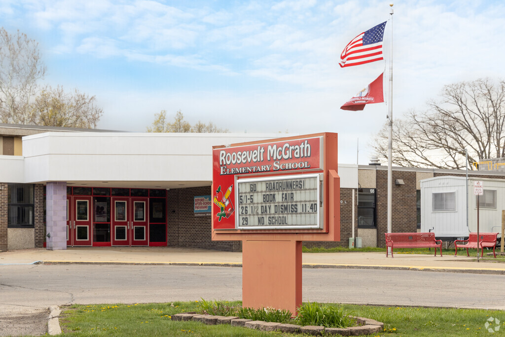 Front entrance of Roosevelt McGrath Elementary School from Currier Street in Wayne, Michigan.