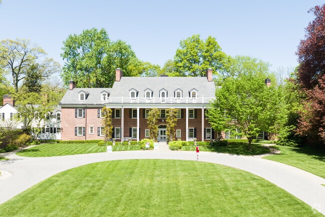 Wildwood Manor House once owned by the Stranahan family is a beautiful Sylvania landmark.