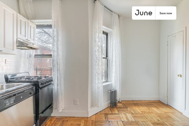 715 E 5th St unit 2-D, New York, NY 10009 - photo 4