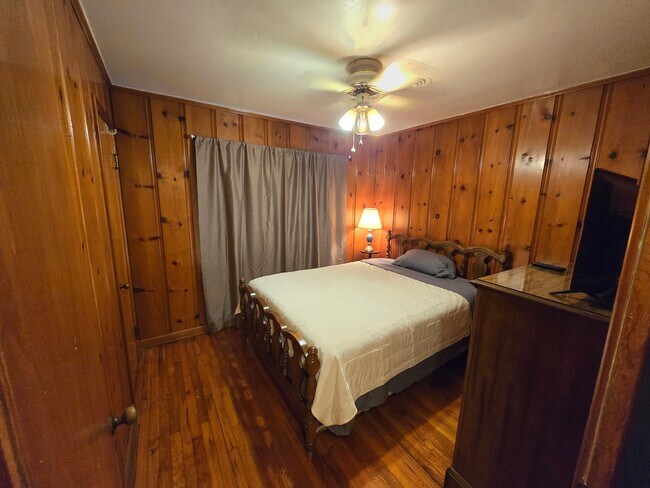 404 Crescent Dr, Bridge City, TX 77611 - photo 6