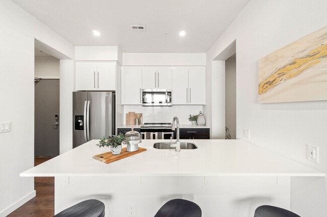 Mile High Apartments at Sloan's Lake, Denver, CO 80204 - photo 2