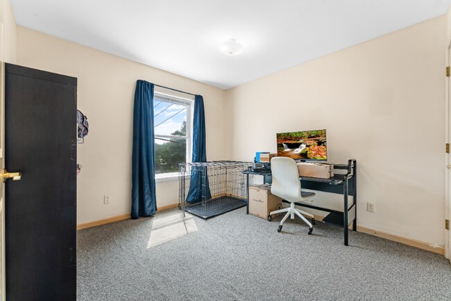 527 Grant Ave unit 102, Morgantown, WV 26505 - photo 6