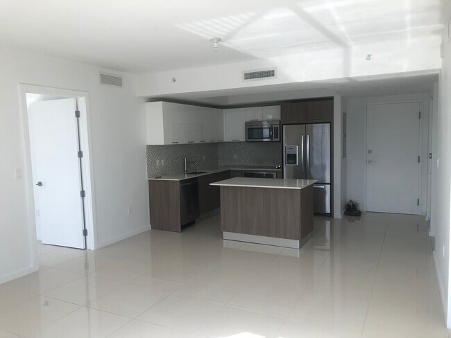 5252 NW 85th Ct unit 18XX, Doral, FL 33166 - photo 7