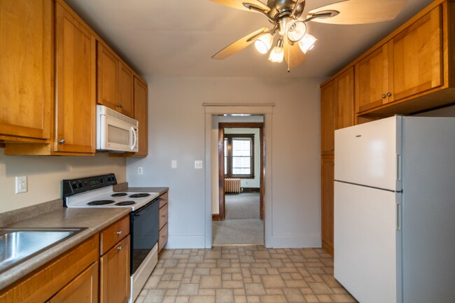 360 Nutt Rd unit 1, Phoenixville, PA 19460 - photo 2