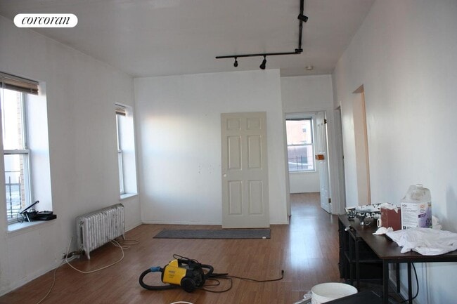 30-16 38th Ave, Long Island City, NY 11101 - photo 4