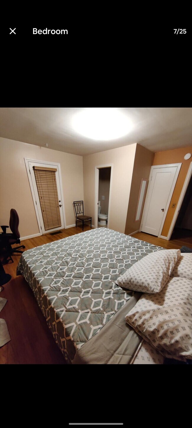 160 Azalea Rd, Rochester, NY 14620 - photo 7