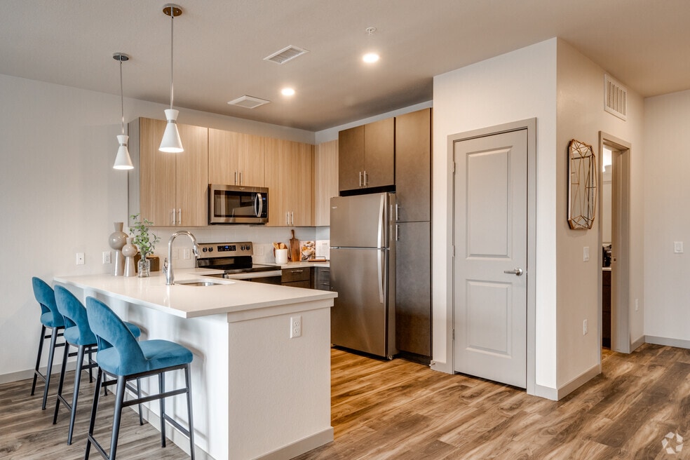 Westminster Row, Westminster, CO 80031 - photo 1