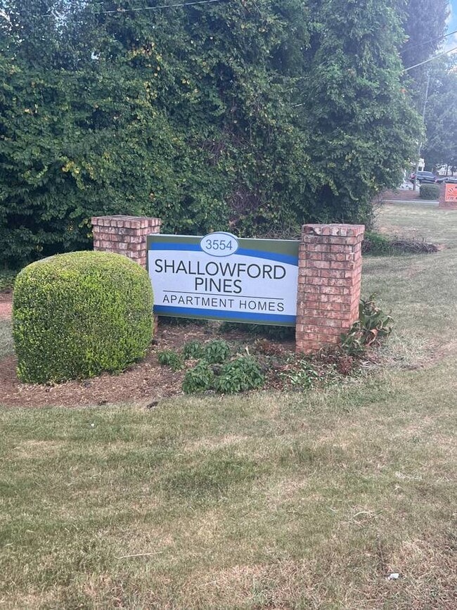 3554 Shallowford Rd, Chamblee, GA 30341