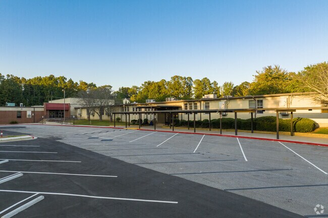 Lindley 6th Grade Academy follows the criteria of Cobb County schools.