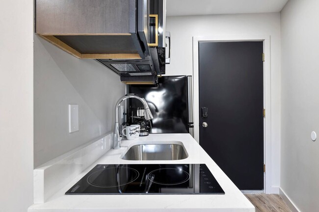 52 Cottage St unit 206, Middletown, NY 10940 - photo 5