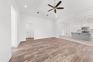 107 Lilian Ln, Maurice, LA 70555