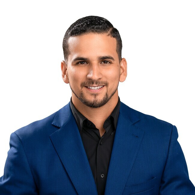 Agent Photo