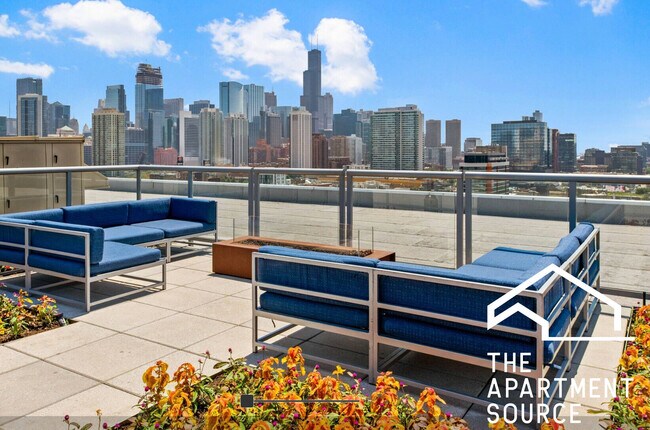 915 W Huron St unit 2, Chicago, IL 60642 - photo 6