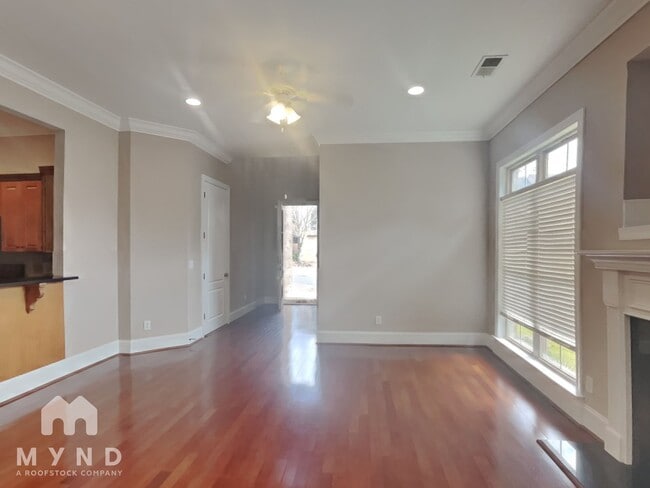 687 Flag Cir, Birmingham, AL 35226 - photo 3