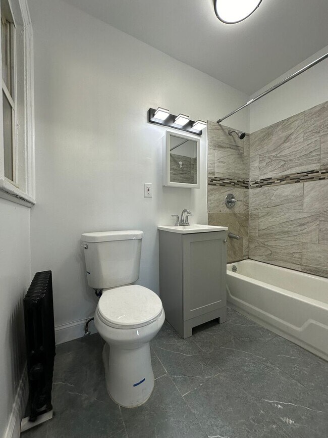 Grove St Apartments, North Plainfield, NJ 07060 - photo 6