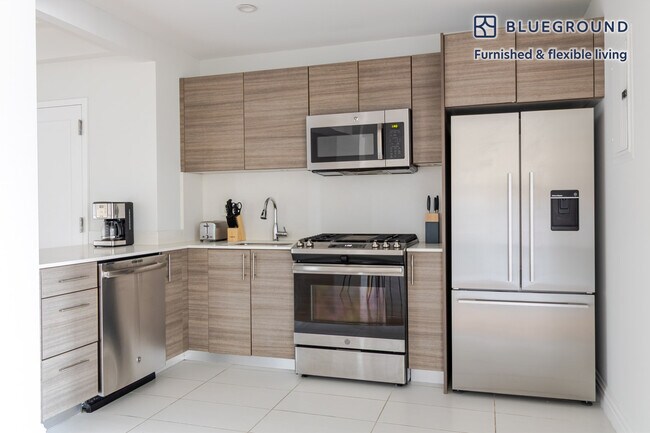 400 E 58th St unit FL16-ID1881, New York, NY 10022 - photo 5