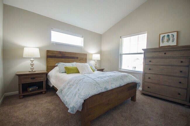 The Boulevard at Green, Uniontown, OH 44685 - photo 2