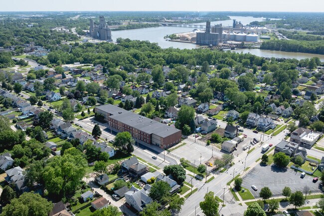 Navarre Elementary serves sits close to the Maumee river.