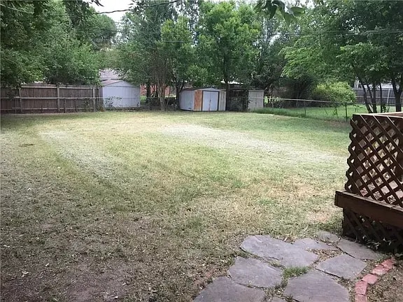 209 W Haddock St, Norman, OK 73069 - photo 4