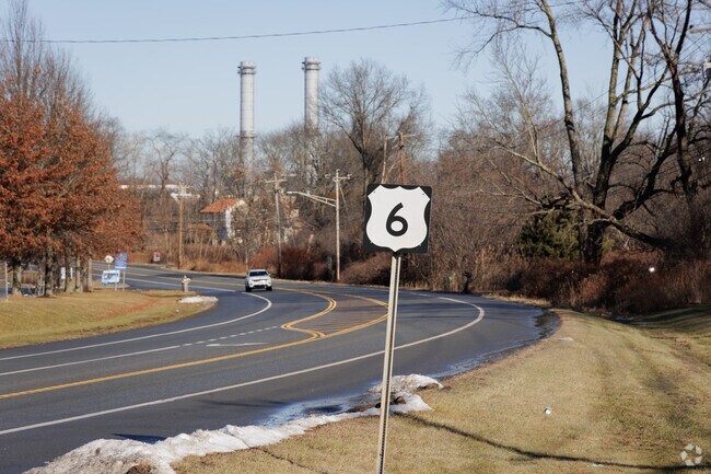 Route 6 is the main road through Waywayanda.