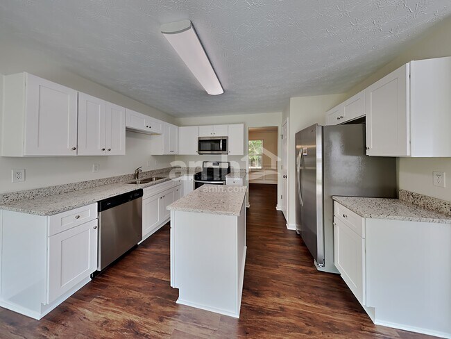 2682 Berry Ridge Ct, Buford, GA 30519 - photo 7