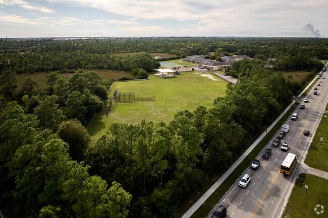 Acreage Pines Elementary School