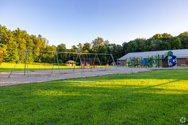 Richmond Elementary School in Richmond is a family-oriented school serving grades K-4.