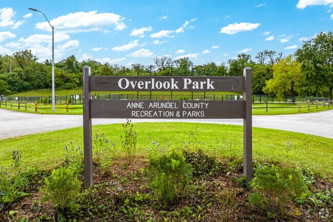 Pumphrey's Overlook Park has many options for sports and playing.