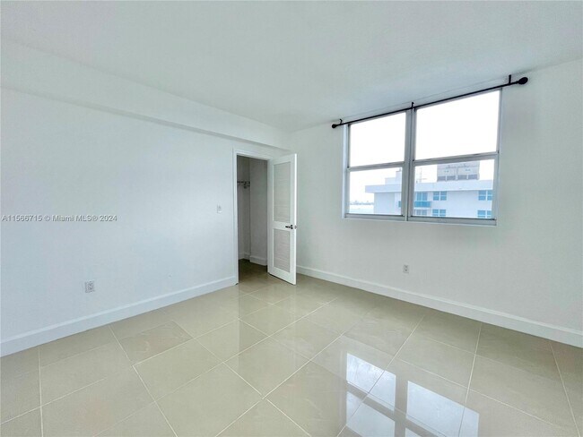 Treasures On The Bay II unit 10C, North Bay Village, FL 33141 - photo 4