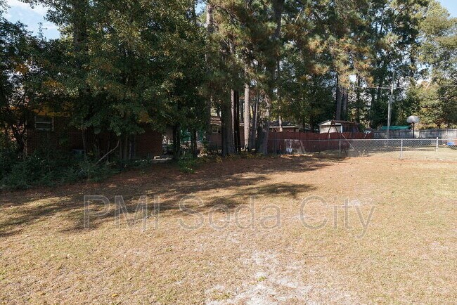 2401 Truax Ln, Columbia, SC 29204 - photo 5